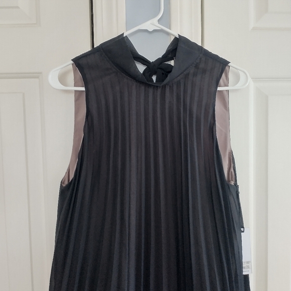 BB Dakota Devlan Black Pleated Special Occasion Dress M - Picture 4 of 11